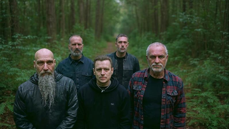 Neurosis retorna com álbum em uma década após saída do vocalista e Aaron Turner