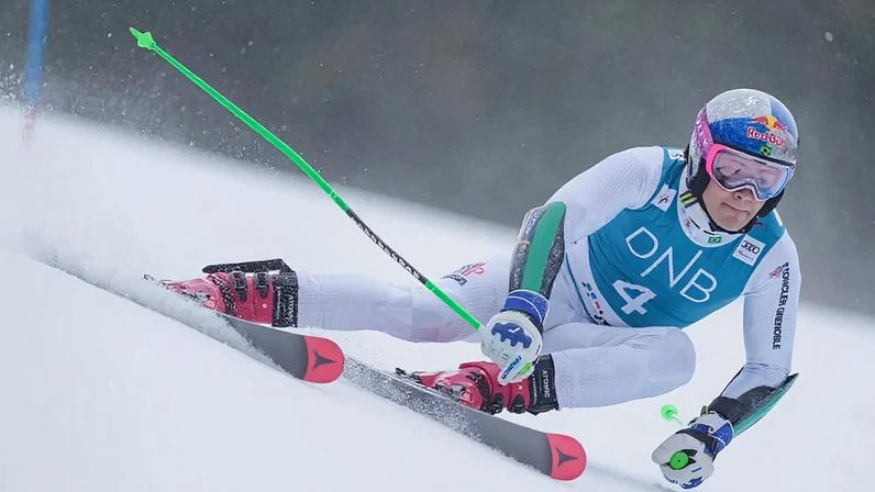 Lucas Pinheiro conquista título da Copa do Mundo de Slalom Gigante