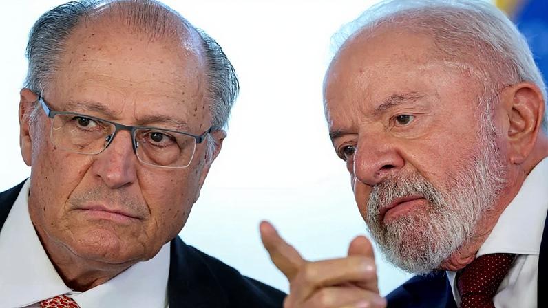 Lula cobra responsabilidade de ministros candidatos em meio a críticas ao cenário político brasileiro