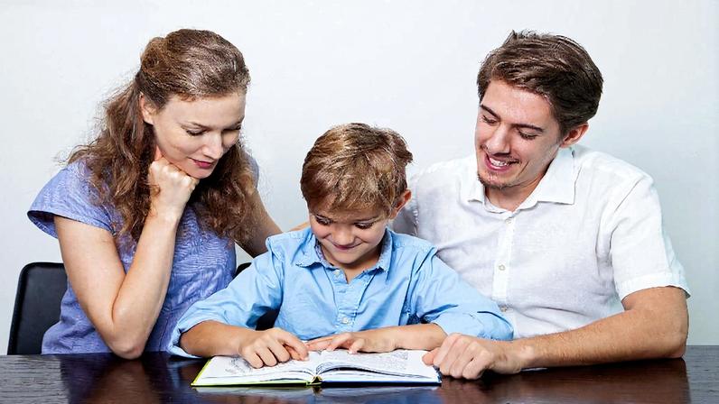 Como ajudar seus filhos a desenvolver o senso crítico