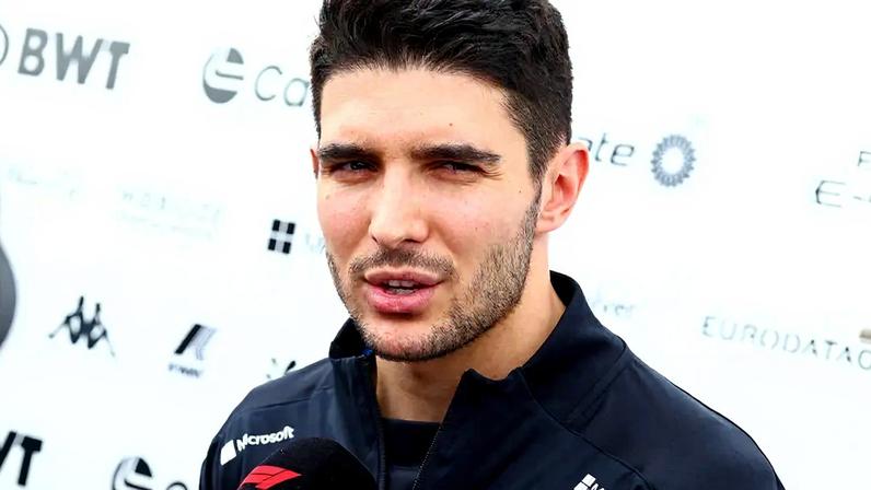 Esteban Ocon em entrevista pela F1(Foto: Clive Rose/Getty Images/AFP)