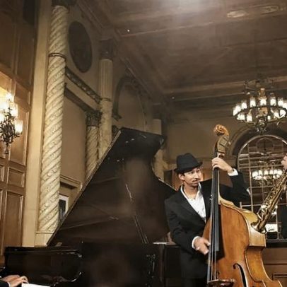 Hotéis de luxo investem em ópera, balé e poesia