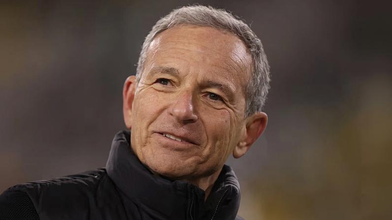 Bob Iger deixa o cargo de CEO e entrega a seu sucessor uma longa lista de tarefas a serem realizadas (Foto: Michael Reaves/Getty Images)