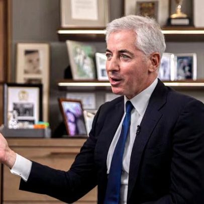 Bill Ackman busca replicar fórmula de Buffett ao levar Pershing Square à bolsa