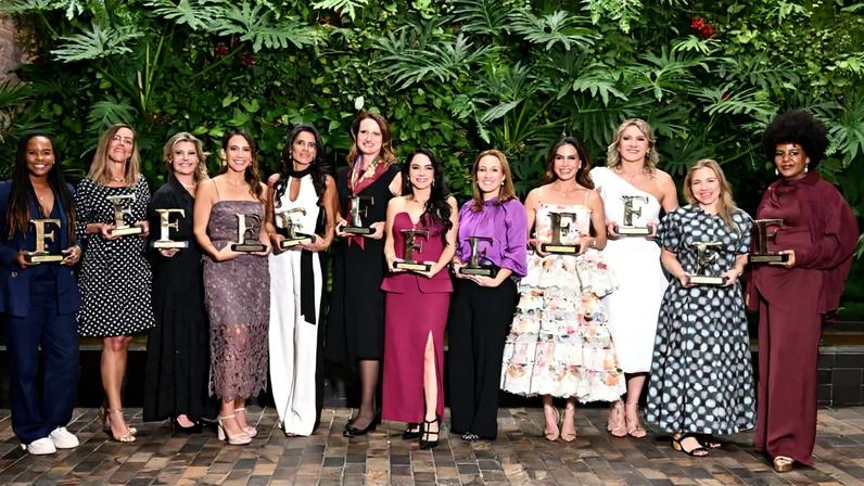 Homenageadas da lista Forbes Mulheres Mais Poderosas do Brasil 2026 durante evento em São Paulo
