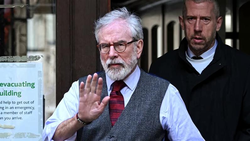 Adams da Irlanda do Norte afirma não ter sido da IRA em processo sobre atentados