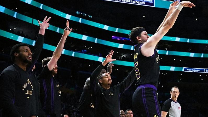 Austin Reaves vira opção de troca para o Milwaukee Bucks