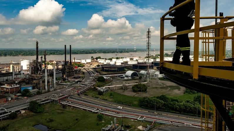 Alta do petróleo leva governos latino-americanos a rever políticas energéticas