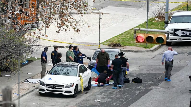 Tiroteio em bar no Texas deixa duas mortes e 14 feridos; FBI investiga ataque