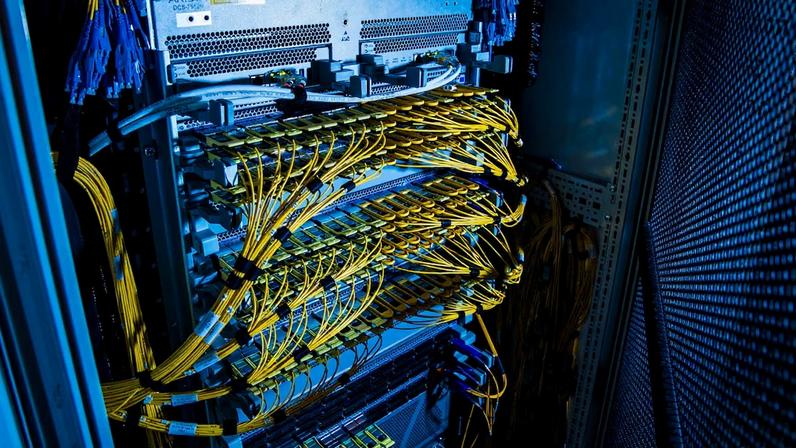 Claro adquire provedora de banda larga Desktop em negócio de 4 bilhões de reais