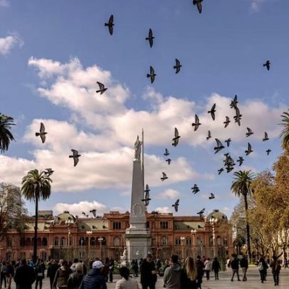 Pobreza na Argentina cai para o menor nível desde 2018 sob Milei