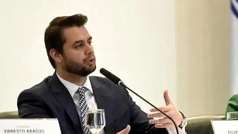 Filipe Martins, ex-assessor de Jair Bolsonaro, abriu processo contra o governo dos EUA (Foto: Raylson Ribeiro/MRE)