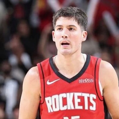 Rockets voltam a vencer com Reed Sheppard titular