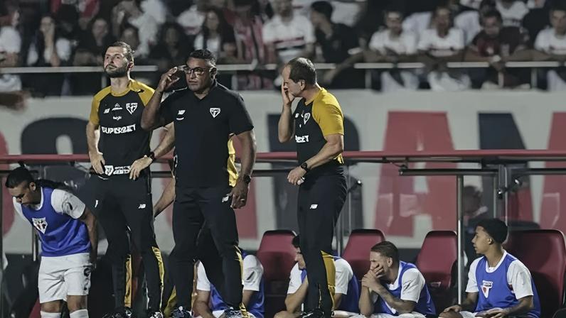 Roger Machado cita fatores que influenciaram derrota do São Paulo ante Palmeiras