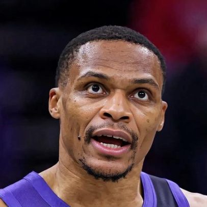 Russell Westbrook atinge marcas históricas contra o Spurs