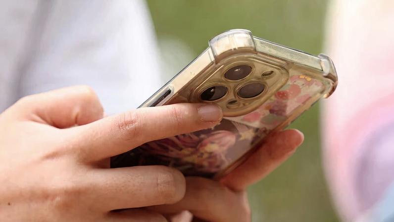 Um quinto de adolescentes australianos ainda usa TikTok e Snapchat após a proibição