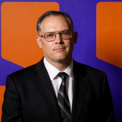 Tim Sweeney renuncia ao direito de criticar o Google até 2032