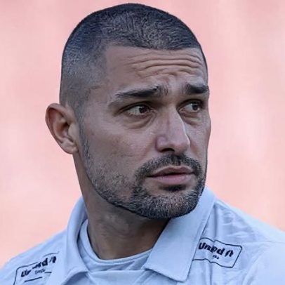 Ex-Palmeiras agride adversário e leva quatro jogos de suspensão na A2