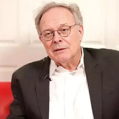 Morre Eric Overmyer, criador de Bosch, aos 74 anos