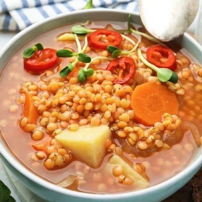 Jantar leve e saudável com 3 receitas de proteínas vegetais