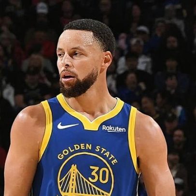 Warriors anunciam nova data para retorno de Stephen Curry