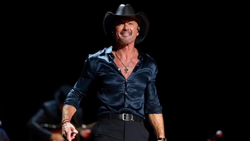 Tim McGraw will be inducted into the Country Music Hall of Fame.