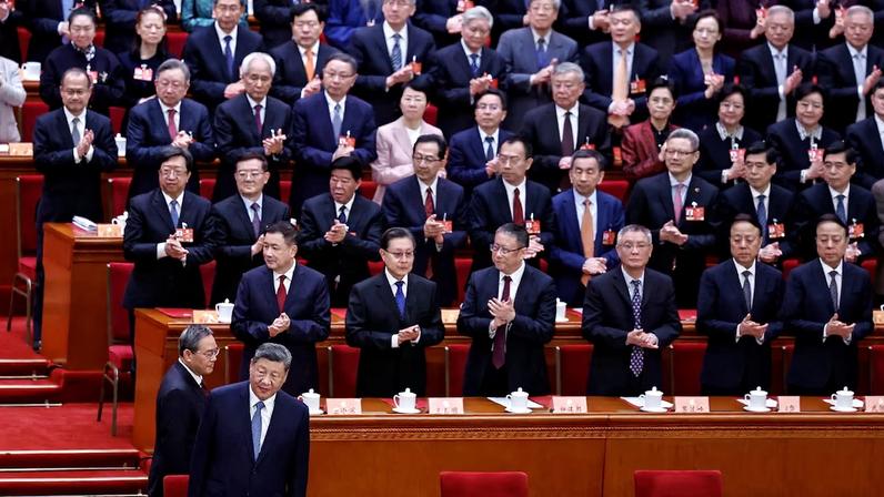 China aprova nova lei de minorias étnicas, priorizando uso do mandarim