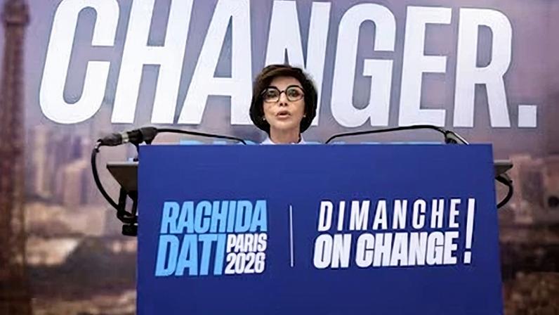 Rachida Dati compareció ante la prensa en París tras los resultados preliminares de la primera ronda de las elecciones municipales en Francia.