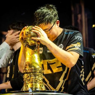 Ex-ADC Uzi criará e disputará torneio após o fim do 1º split de LoL