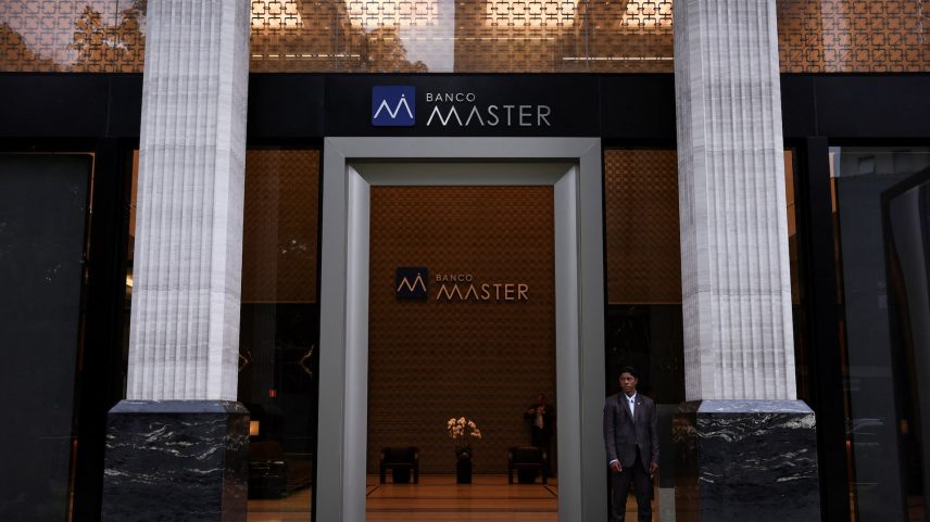 Brasil investiga autoridades monetárias por auxílio ao Banco Master falido