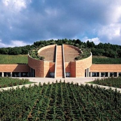 A mercadoria que não se fabrica