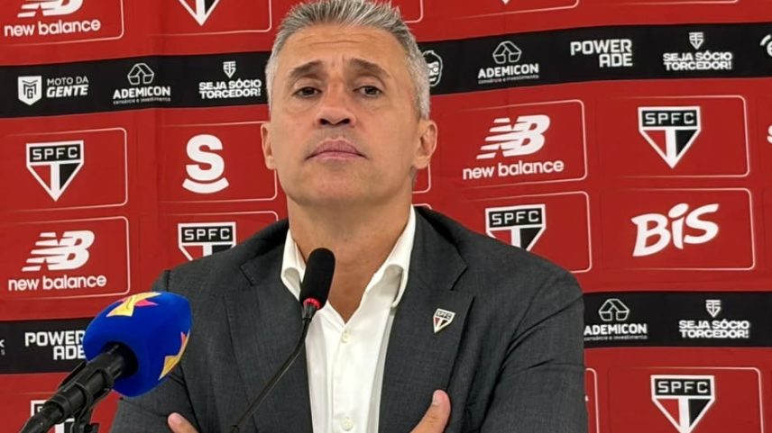 Crespo deixa o comando do São Paulo com a equipe paulista em segundo lugar no Brasileirão (Foto: Izabella Giannola/ Lance!)
