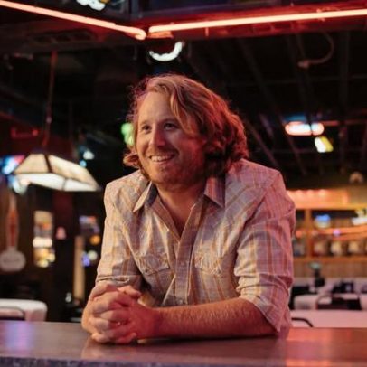 William Clark Green encontra novo ritmo ao escrever em Los Angeles