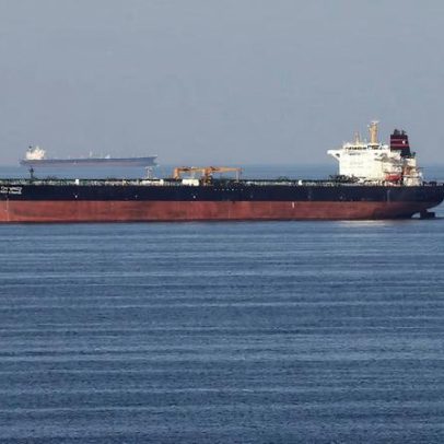 10% dos navios porta-contêineres globais presos no Golfo de Ormuz, diz ONE