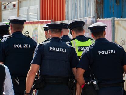 Forças detêm dois suspeitos de espionagem russa na Alemanha e na Espanha