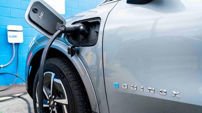 Aumento do preço da gasolina aumenta interesse por veículos elétricos nos EUA