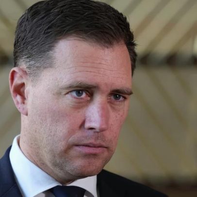 Reino Unido Finlândia e Holanda avaliam defesa: financiamento e compras conjuntas