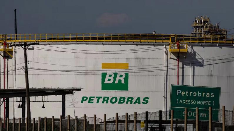Petrobras atua para conter alta de combustíveis e eleva risco de diesel
