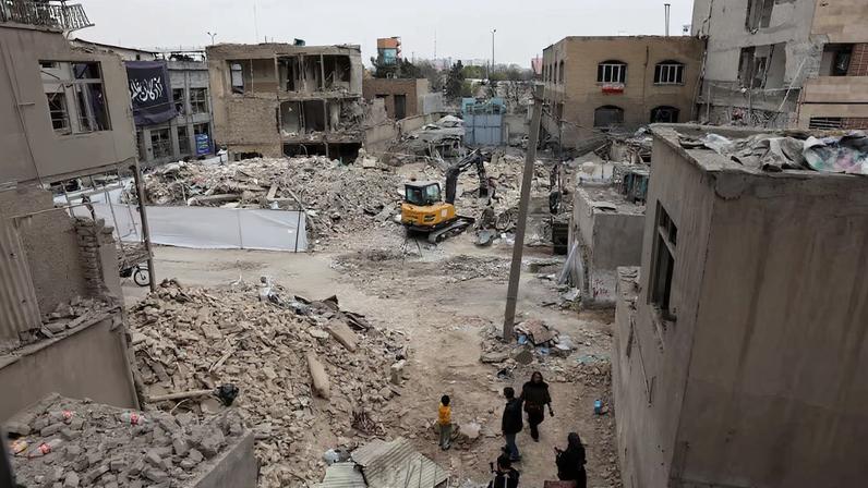 Papa Leão condena violência na guerra do Irã e pede cessar-fogo