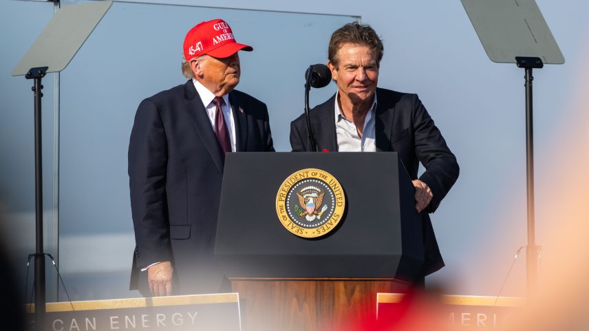 Dennis Quaid critica padrão duplo de Hollywood em apoio a Trump