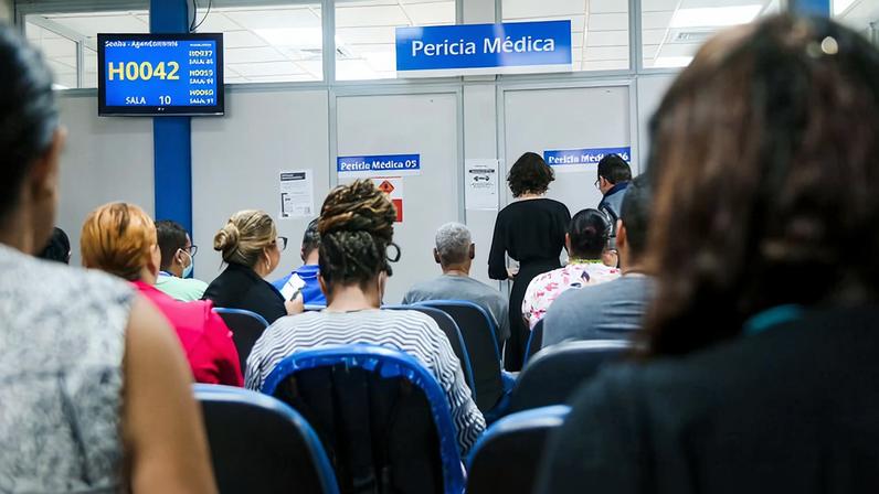 INSS realiza mutirão de perícias médicas para reduzir tempo de espera