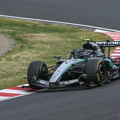 Antonelli vence GP do Japão após safety car e lidera a F1; Bortoleto 13º