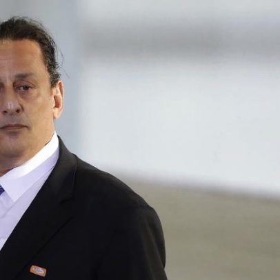 Moraes solicita à PGR análise de material sobre Wassef antes de arquivar