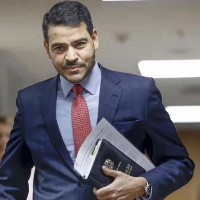 Messias busca apoio no Senado para indicação ao STF; Lula encontra Alcolumbre