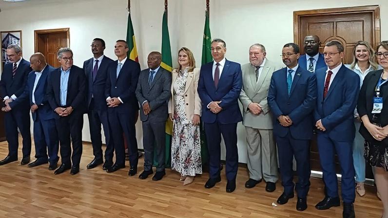 Dirigentes da Embrapa e do governo etíope durante inauguração do Escritório de Cooperação em Adis Abeba
