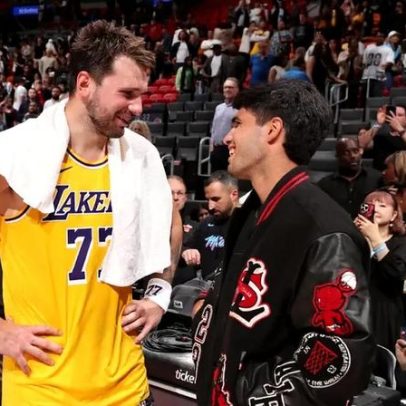 Alcaraz acompanha vitória dos Lakers em Miami antes de enfrentar Fonseca