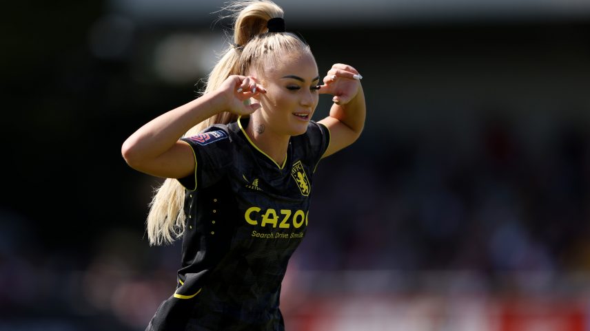 Alisha Lehmann desabafa sobre críticas não é só treino e TikTok