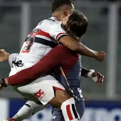Alisson, rumo ao Fluminense, é apontado por Zubeldía como manual de volante