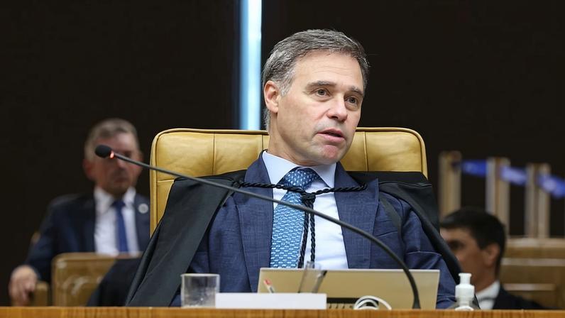 PF precisa reforçar segurança de Mendonça, dizem senadores