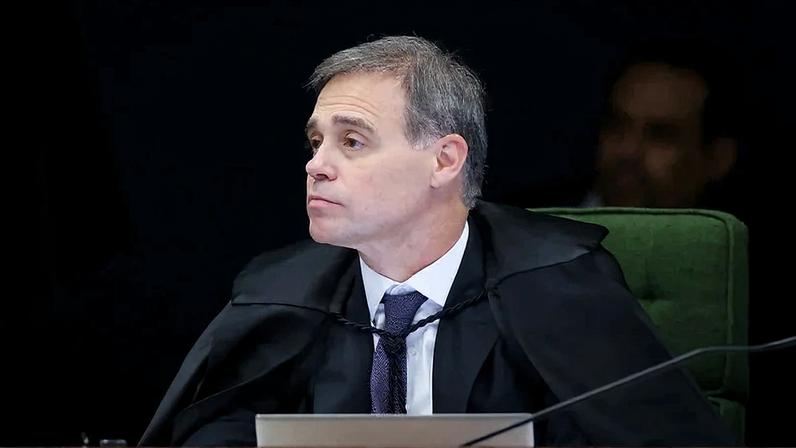 Mendonça lidera imagem positiva no STF; Toffoli tem maior rejeição